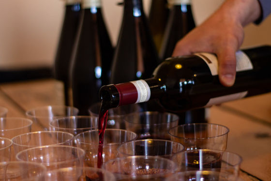 factory wholesale 750ml red wine bottle/wine bottle/glass bottle/hot sale/support customization